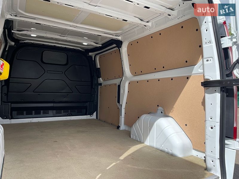 Грузовой фургон Ford Transit Custom 2023 в Дубно