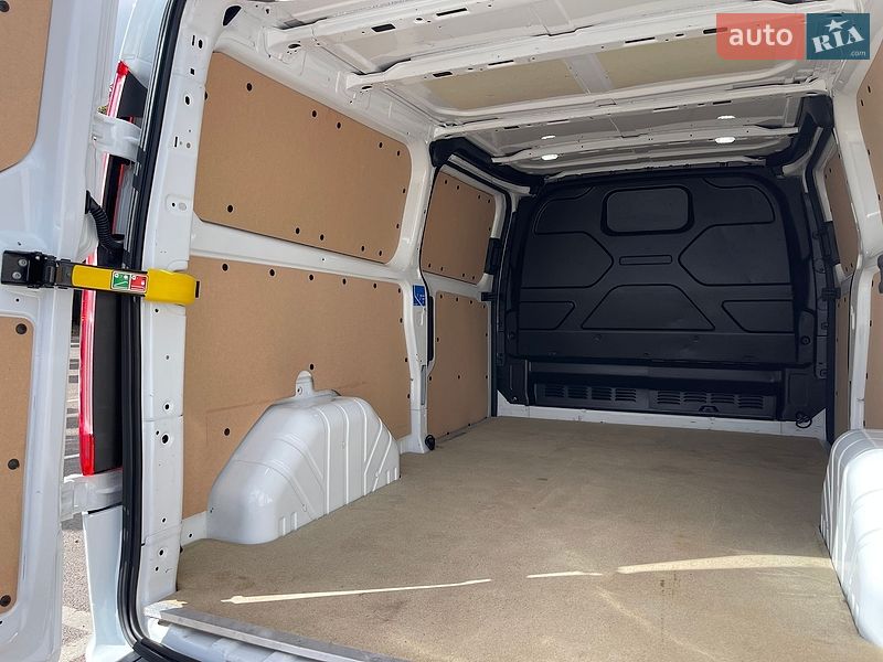 Грузовой фургон Ford Transit Custom 2023 в Дубно
