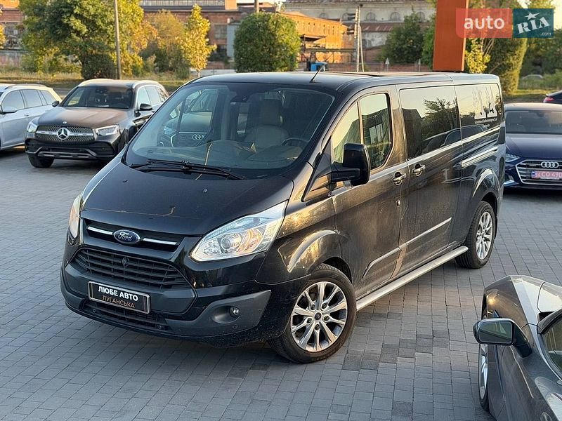 Грузопассажирский фургон Ford Transit Custom
