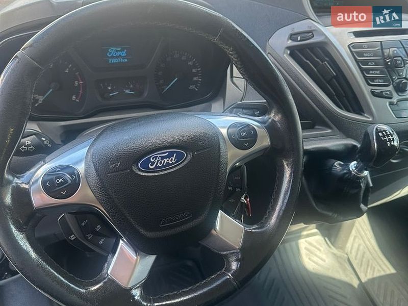 Вантажний фургон Ford Transit Custom 2016 в Києві