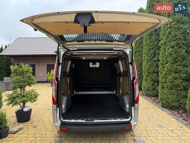 Грузовой фургон Ford Transit Custom 2022 в Радивилове