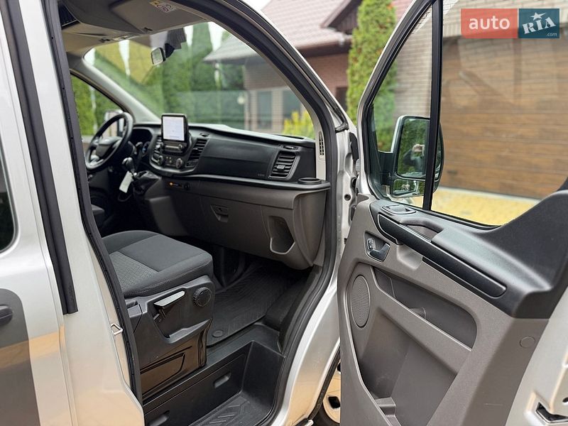 Грузовой фургон Ford Transit Custom 2022 в Радивилове