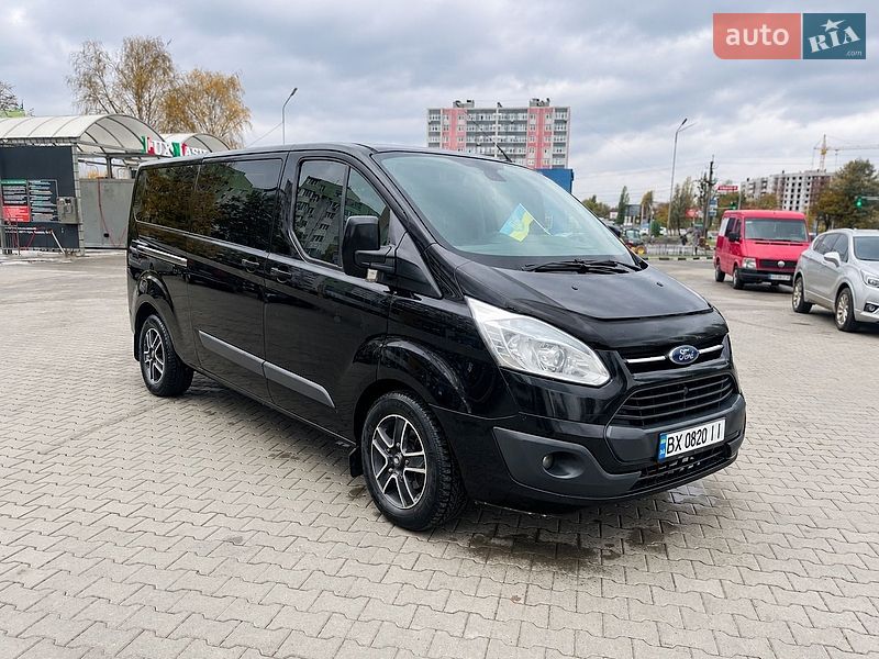 Минивэн Ford Transit Custom 2014 в Городке