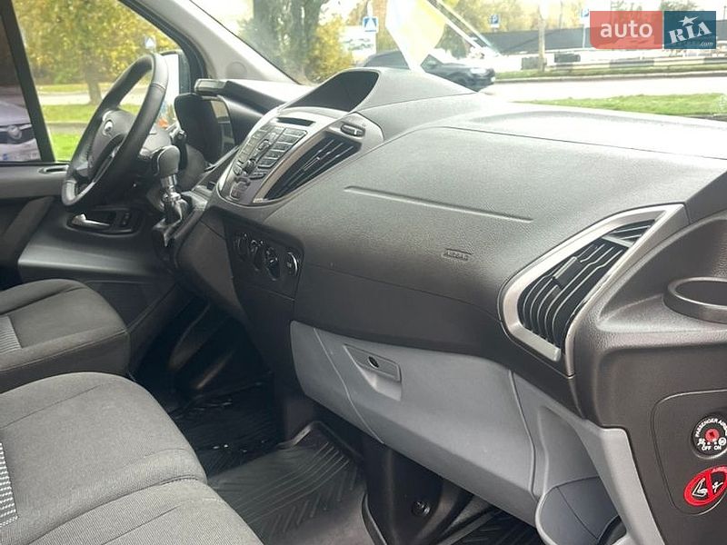 Минивэн Ford Transit Custom 2014 в Городке