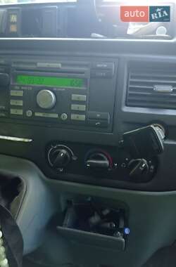 Ford Transit  2012