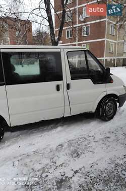 Ford Transit  2004