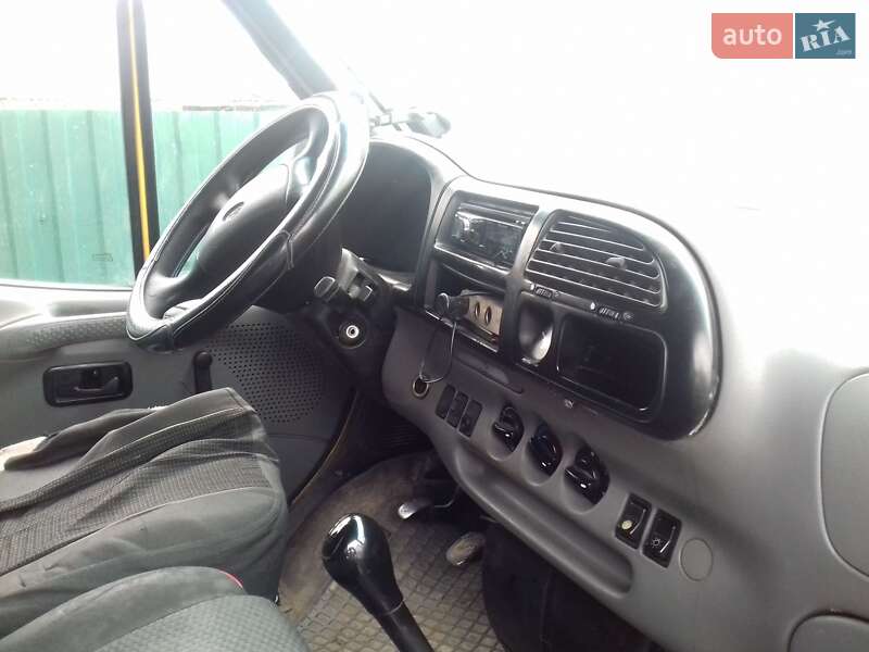 Микроавтобус Ford Transit 1996 в Вижнице