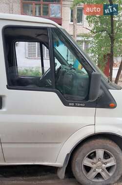 Ford Transit  2005
