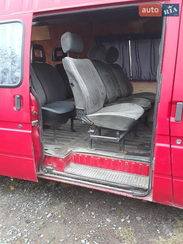 Микроавтобус Ford Transit 1995 в Рокитном