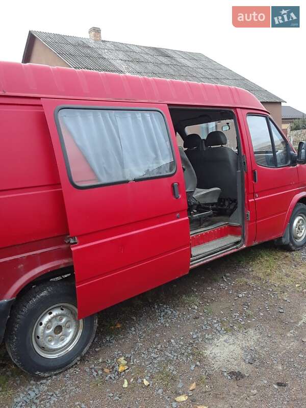 Микроавтобус Ford Transit 1995 в Рокитном