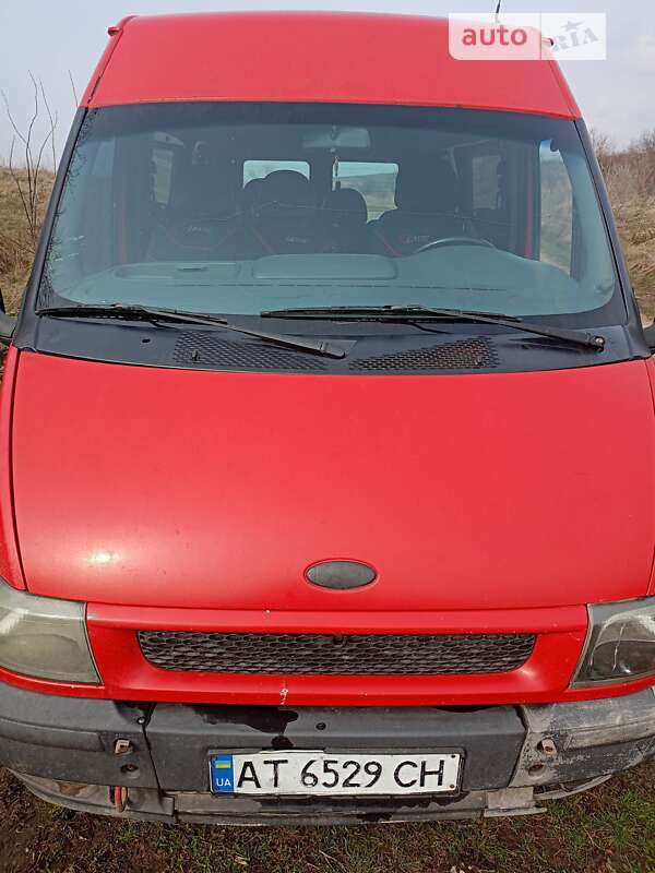 Позашляховик / Кросовер Ford Transit