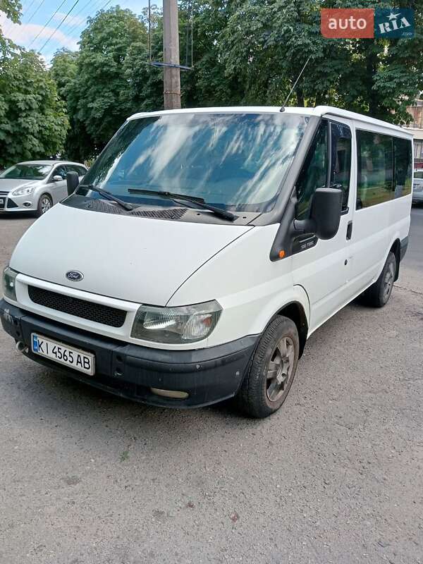 Мінівен Ford Transit