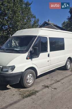 Ford Transit  2004