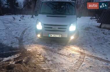 Ford Transit  2010