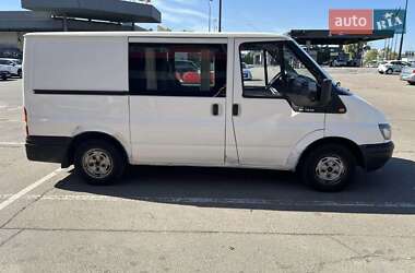 Ford Transit  2005