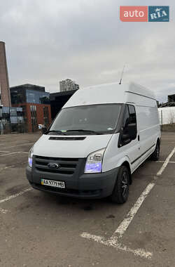Ford Transit  2011