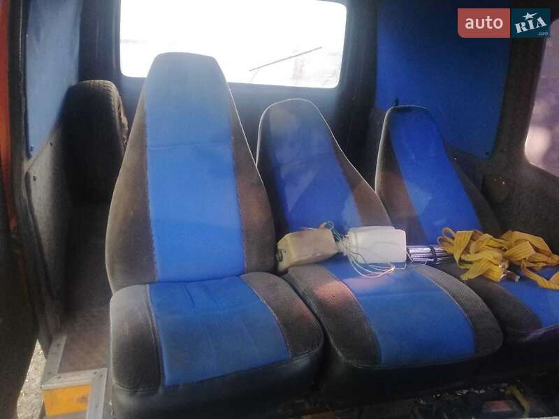 Другие автобусы Ford Transit 1987 в Василькове