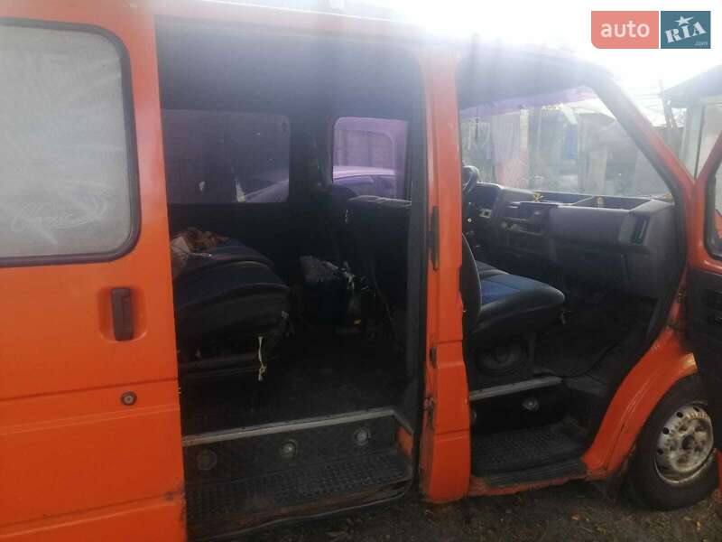 Другие автобусы Ford Transit 1987 в Василькове