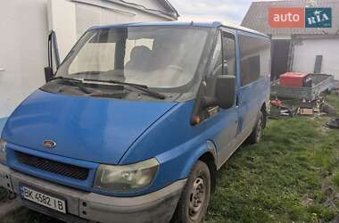 Ford Transit  2004