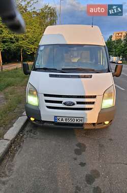 Ford Transit  2011