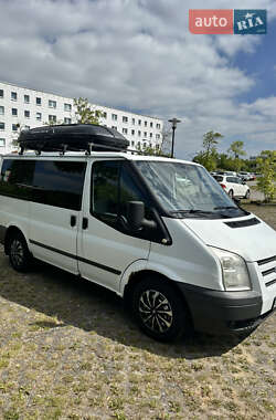 Ford Transit 2011