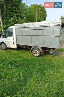 Ford Transit  2005
