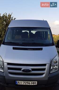 Ford Transit  2010