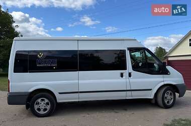 Ford Transit 2011