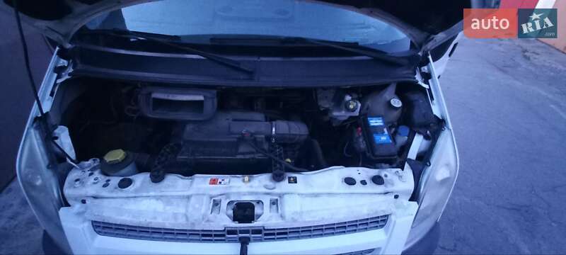 Ford Transit 2011