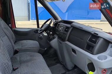 Ford Transit  2011
