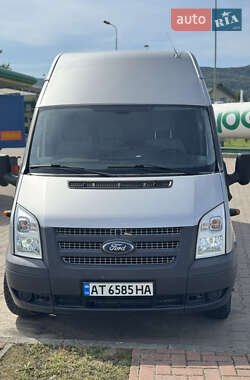Ford Transit  2011