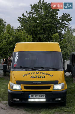 Ford Transit  2002