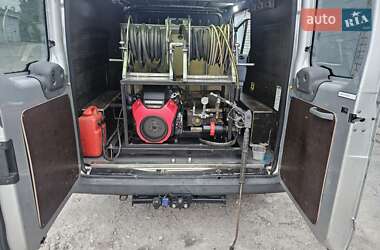 Ford Transit  2011