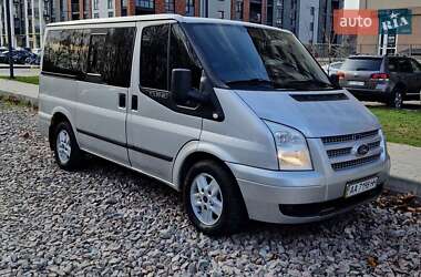 Ford Transit  2012