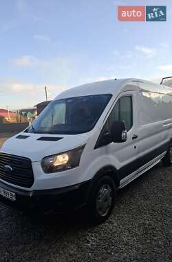 Ford Transit 2017