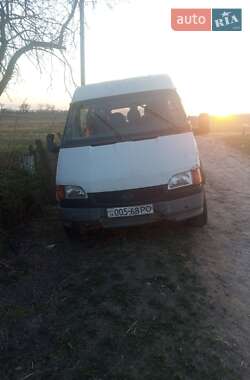 Ford Transit 2000