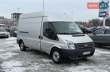 Ford Transit  2011