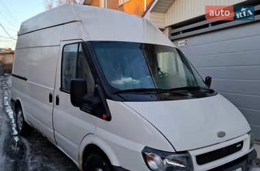 Ford Transit  2004