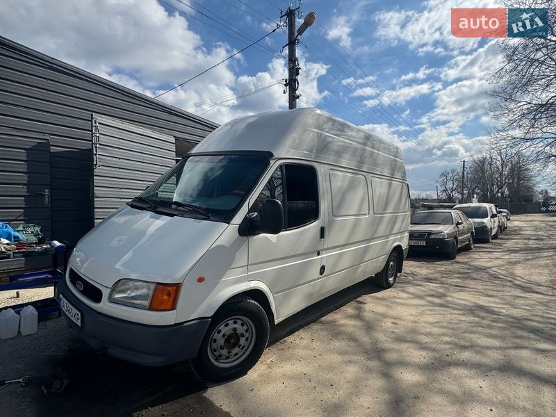Мікроавтобус вантажний (до 3,5т) Ford Transit