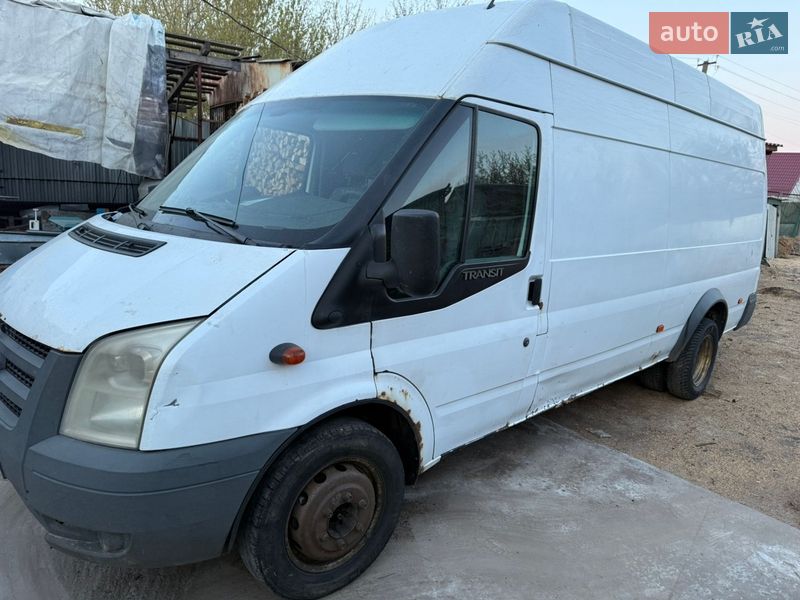 Ford Transit 2011