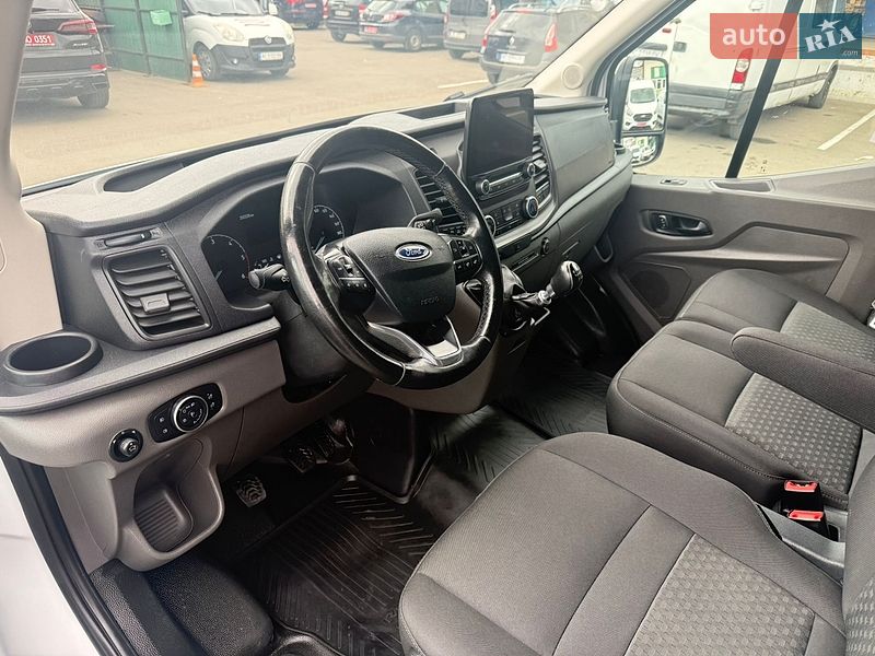 Вантажний фургон Ford Transit 2021 в Луцьку