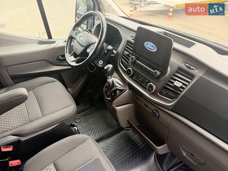 Вантажний фургон Ford Transit 2021 в Луцьку