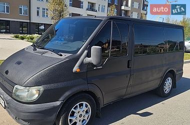 Ford Transit  2004