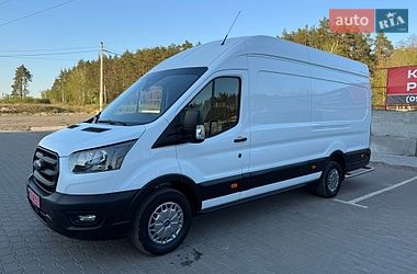 Ford Transit  2023