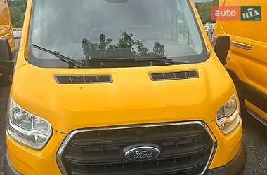 Ford Transit 2021