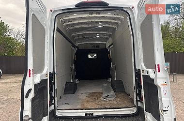 Вантажний фургон Ford Transit 2019 в Нововолинську