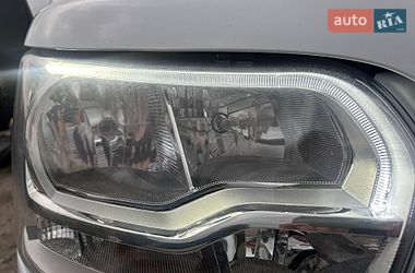 Вантажний фургон Ford Transit 2019 в Нововолинську