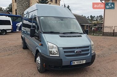 Ford Transit  2011