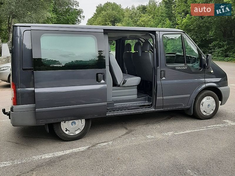 Грузопассажирский фургон Ford Transit 2010 в Полтаве