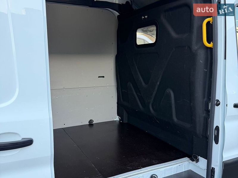 Грузовой фургон Ford Transit 2021 в Дубно